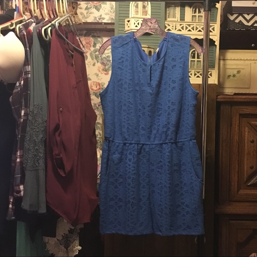 XL blue lace romper with pockets!!